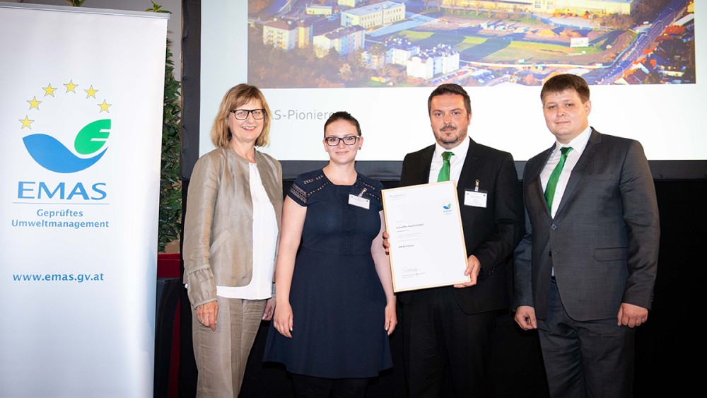 Schaeffler Austria Erhalt Urkunde Vom Bundesministerium Fur Nachhaltigkeit Und Tourismus Pressemitteilungen Schaeffler Osterreich